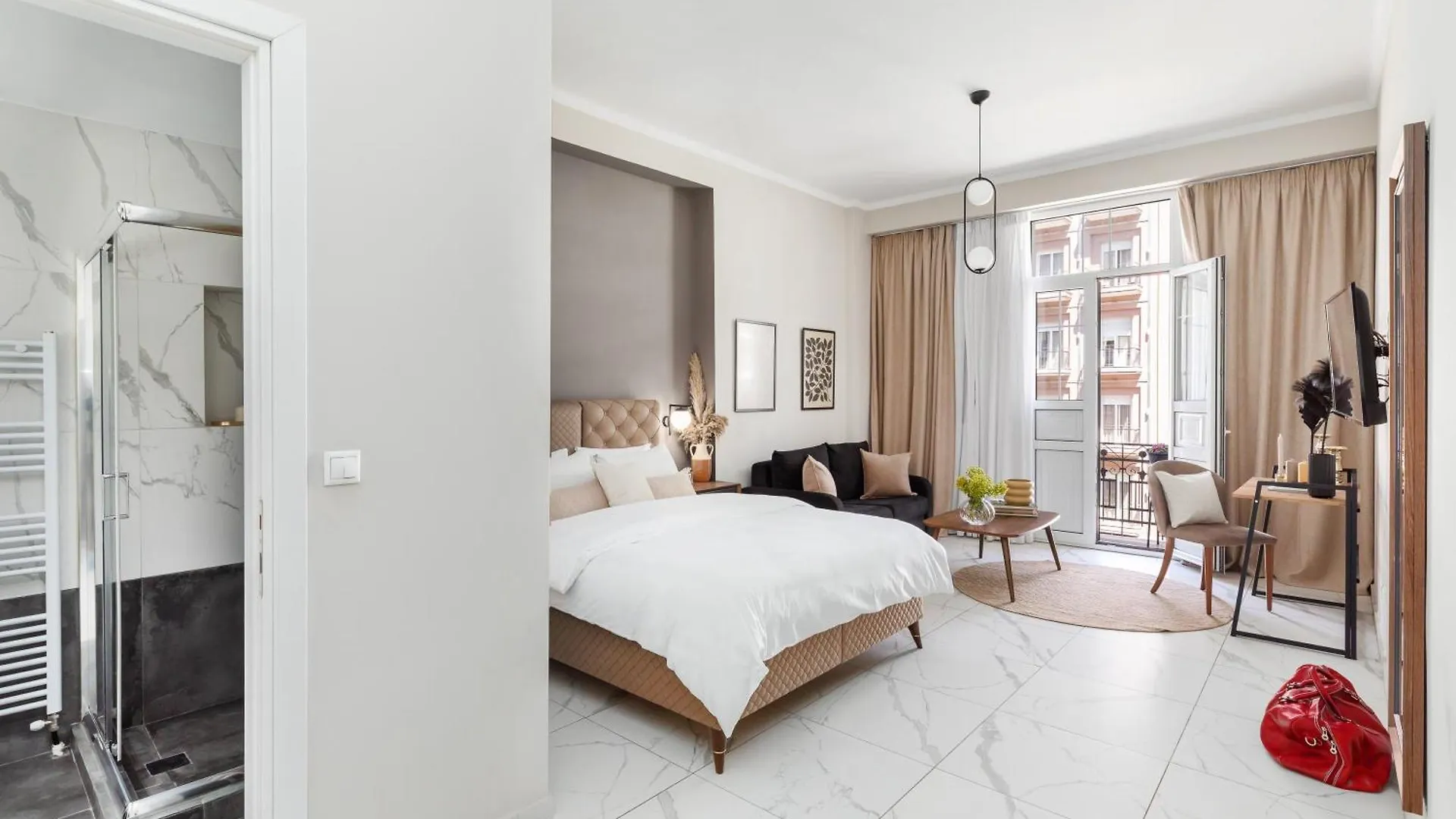 Black Onyx Comfort Suites - Timeless Design In A Heritage Building Salonicco
