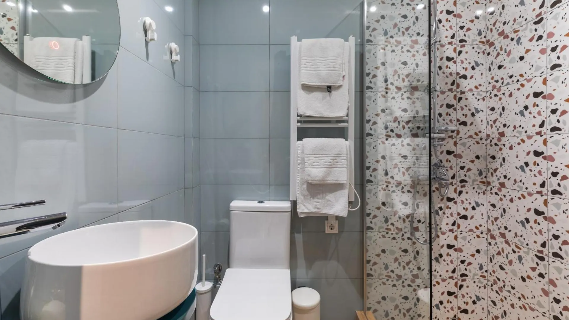 Appartamento Black Onyx Comfort Suites - Timeless Design In A Heritage Building Salonicco