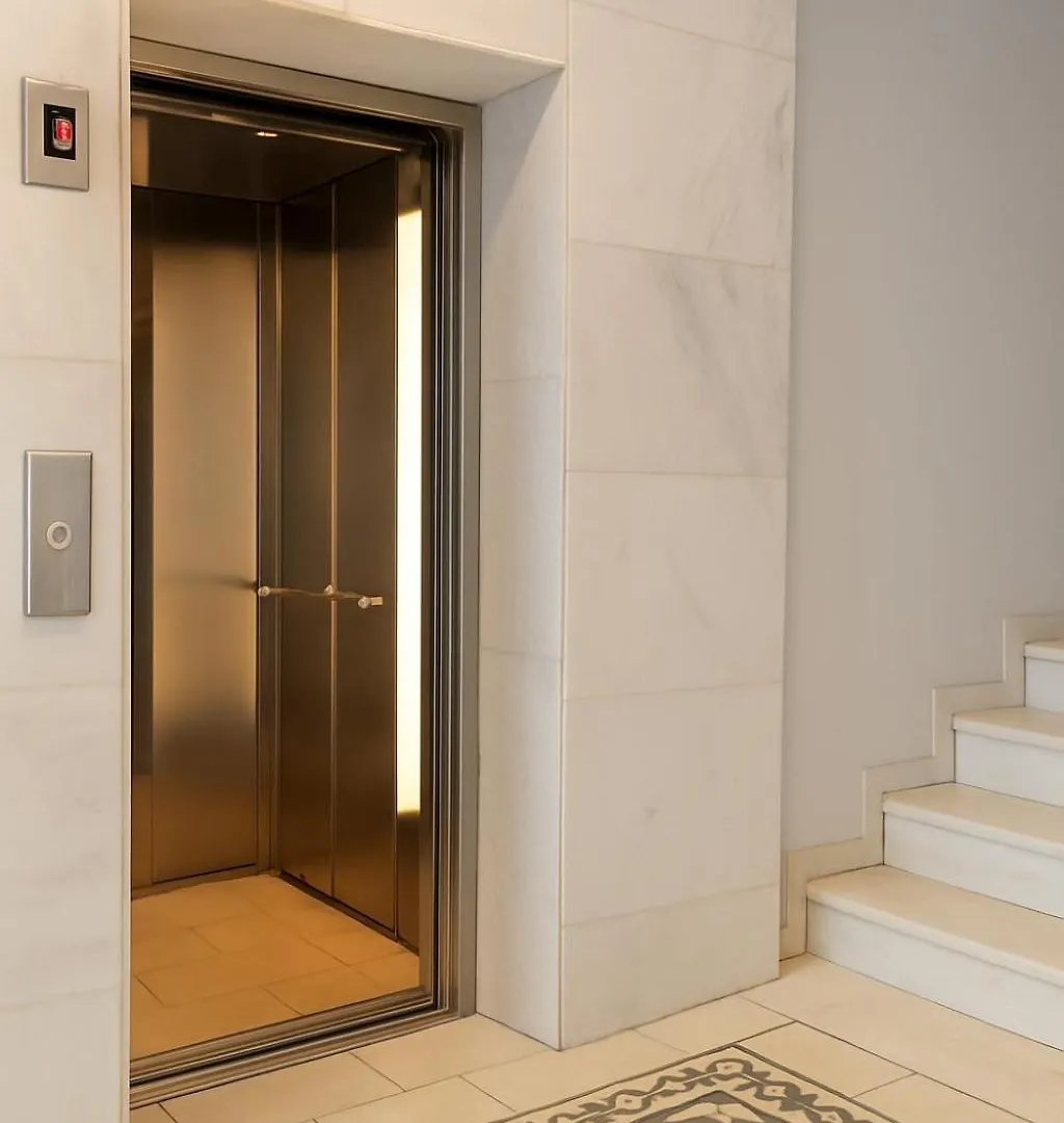 Black Onyx Comfort Suites - Timeless Design In A Heritage Building Selanik 0*,  Yunanistan