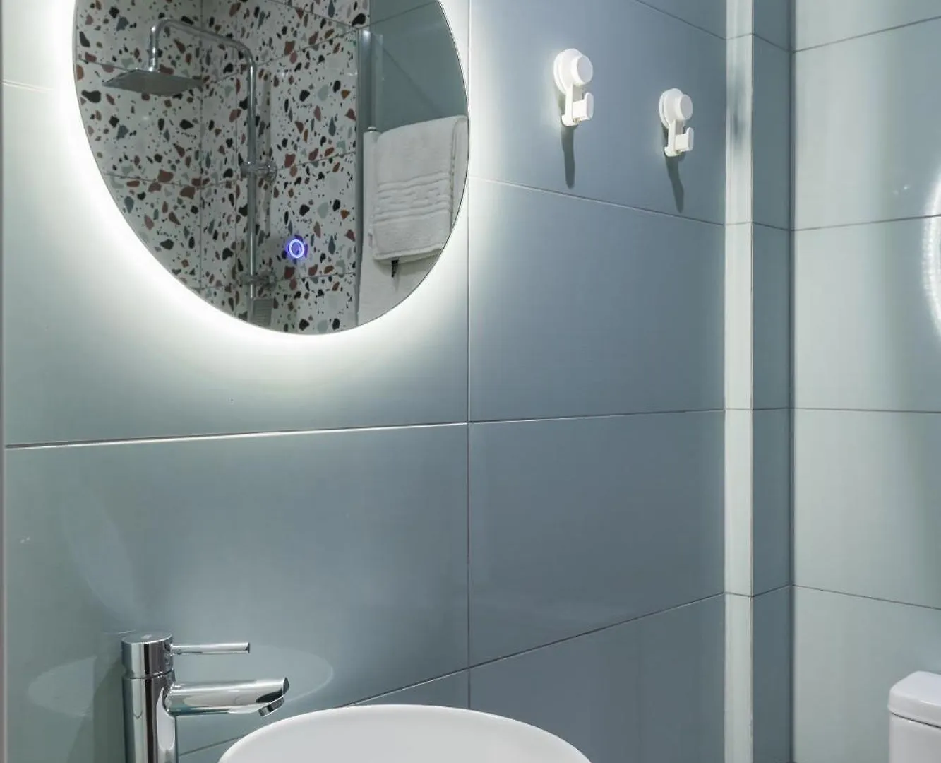 Black Onyx Comfort Suites Thessaloniki 0*,  Greece