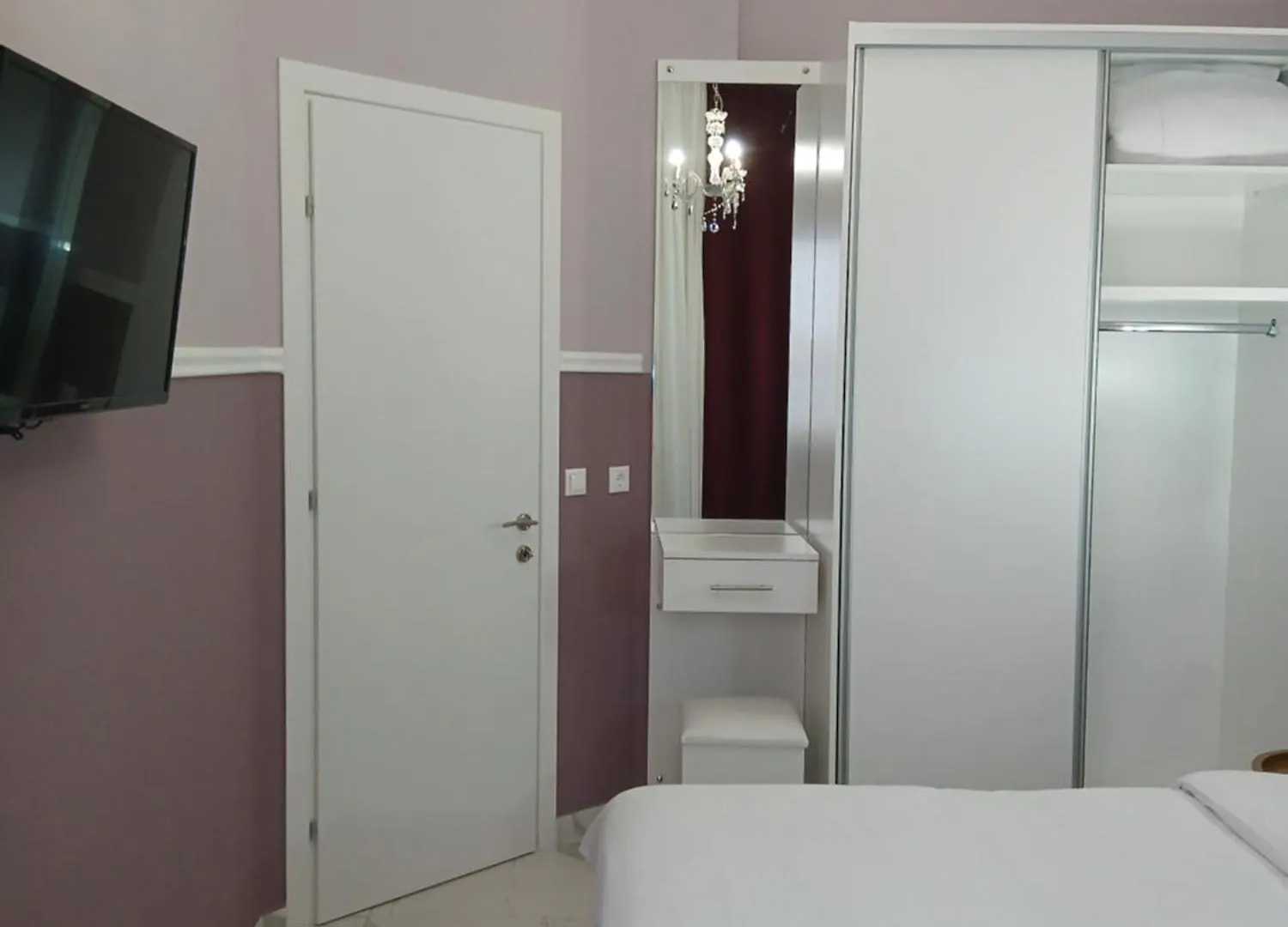 Black Onyx Comfort Suites Thessaloniki